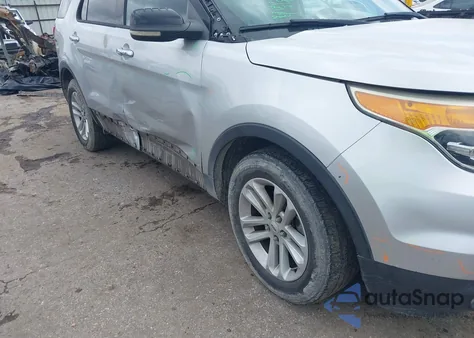 2013 Ford Explorer Xlt из США, поврежденный, VIN 1FM5K7D84DGA93803